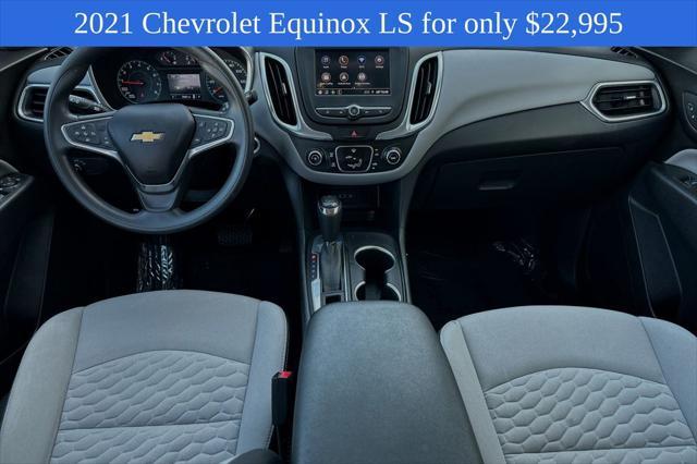 Photo of 2021 Silver Ice Metallic Chevrolet Equinox