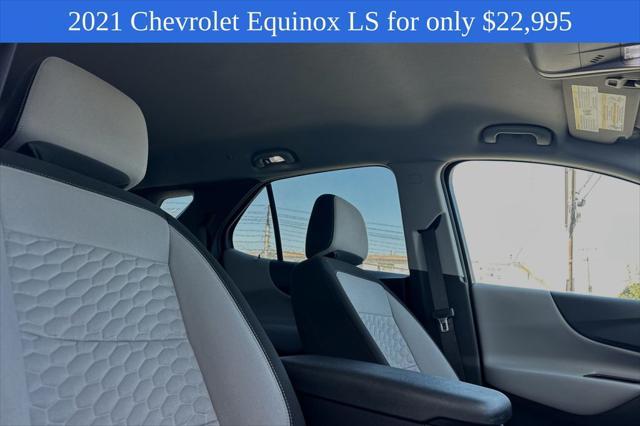 Photo of 2021 Silver Ice Metallic Chevrolet Equinox