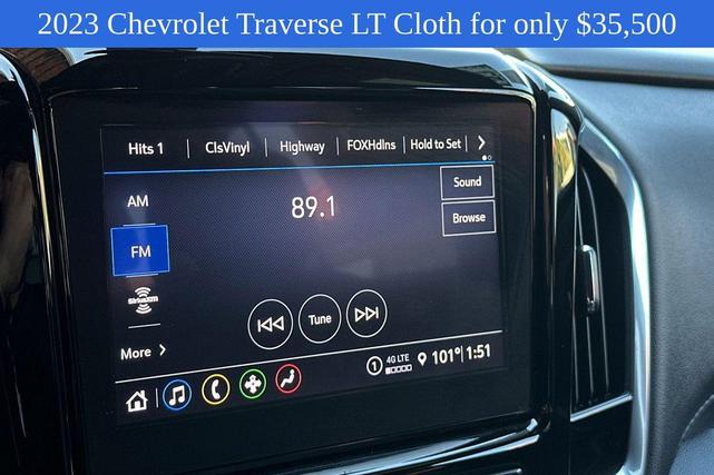 Photo of 2023 Summit White Chevrolet Traverse