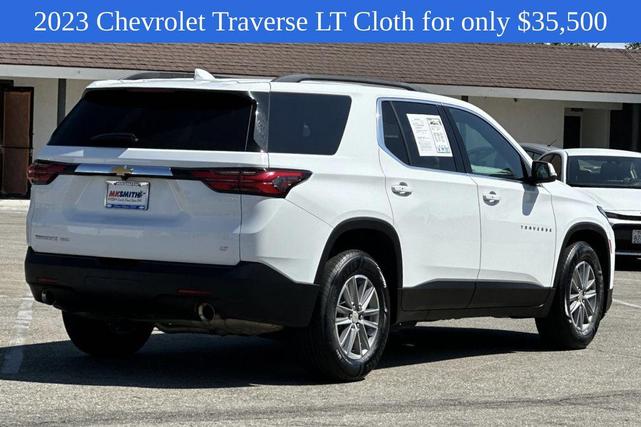 Photo of 2023 Summit White Chevrolet Traverse
