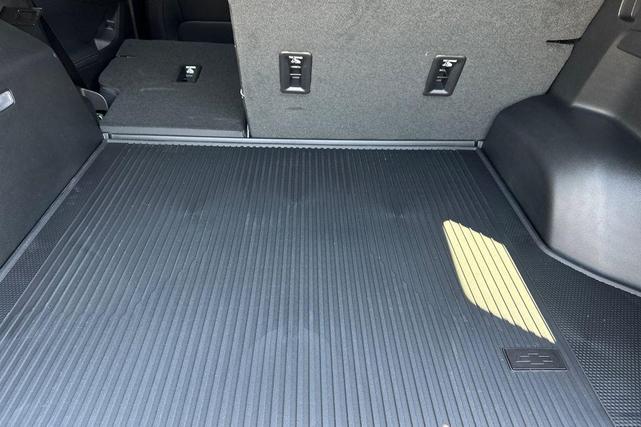 Photo of 2026 Summit White Chevrolet Equinox