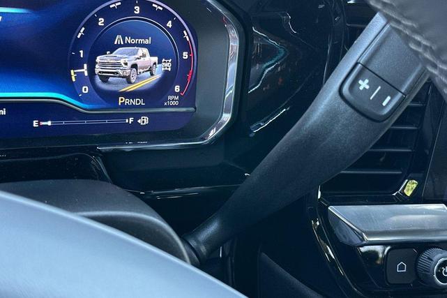 Photo of 2025 Summit White Chevrolet Silverado 2500