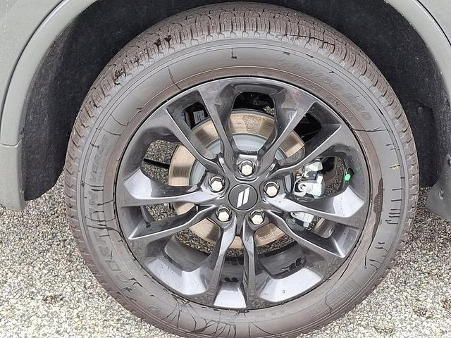 Photo of 2025 Destroyer Gray Clearcoat Dodge Durango