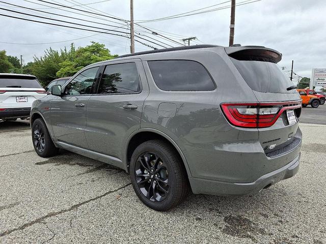 Photo of 2025 Destroyer Gray Clearcoat Dodge Durango