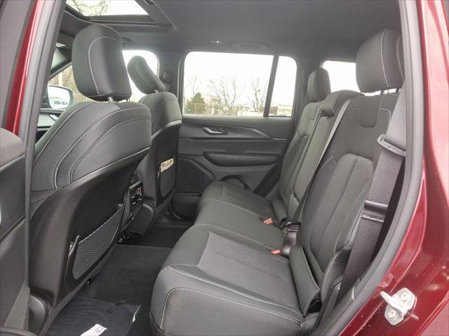 Photo of 2025 Velvet Red Pearlcoat Jeep Grand Cherokee