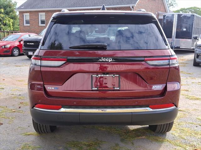 Photo of 2023 Velvet Red Pearlcoat Jeep Grand Cherokee 4xe