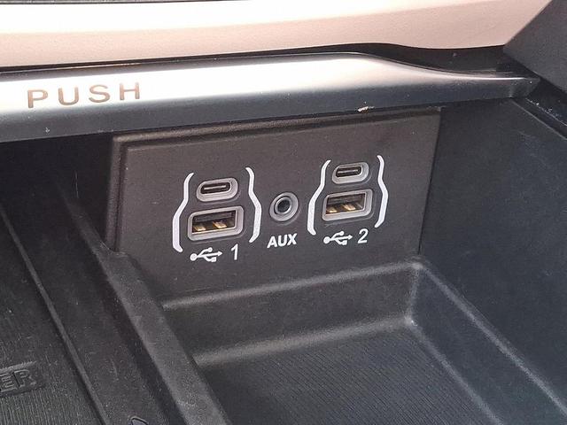 Photo of 2023 Velvet Red Pearlcoat Chrysler Pacifica
