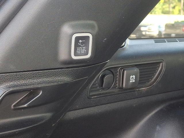 Photo of 2022 Bright White Clearcoat Jeep Grand Cherokee