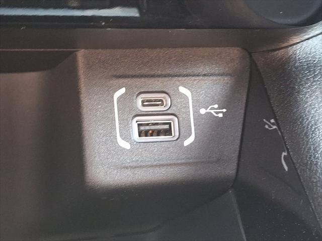 Photo of 2025 Bright White Clearcoat Jeep Compass