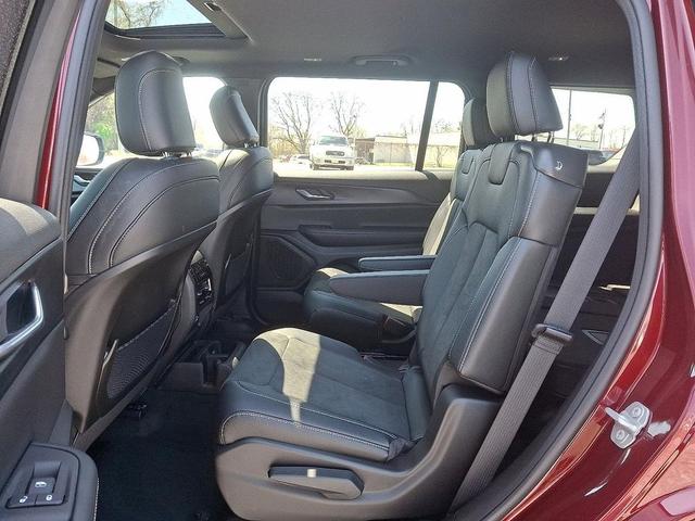 Photo of 2025 Velvet Red Pearlcoat Jeep Grand Cherokee L