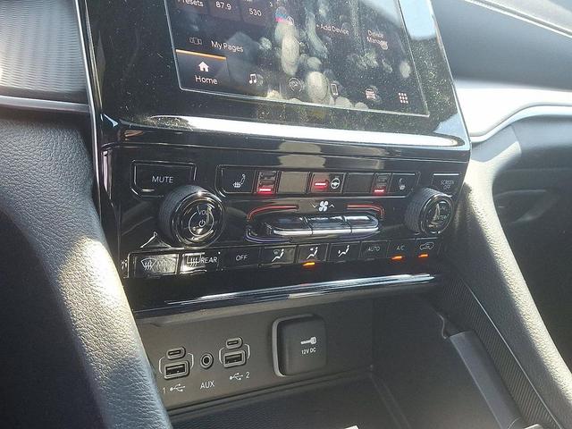 Photo of 2025 Velvet Red Pearlcoat Jeep Grand Cherokee L
