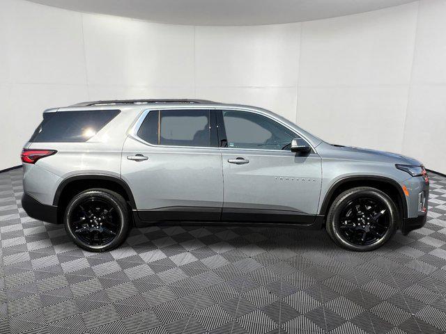 Photo of 2023 Sterling Gray Metallic Chevrolet Traverse