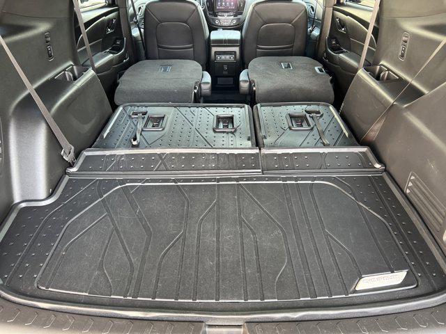 Photo of 2023 Sterling Gray Metallic Chevrolet Traverse