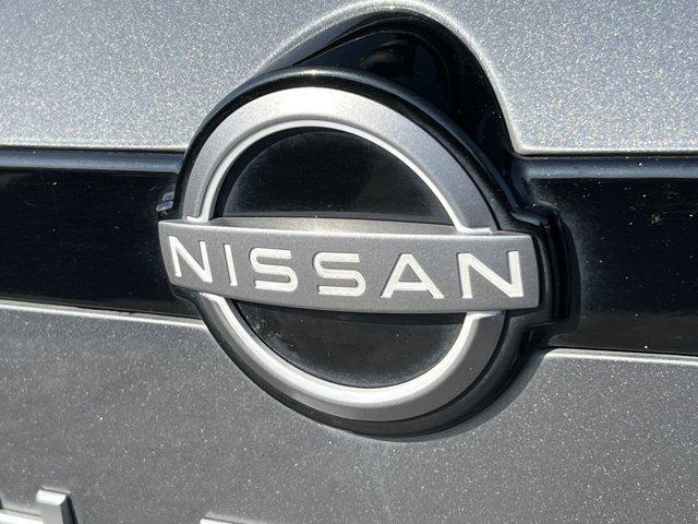 Photo of 2024 Gun Metallic Nissan Pathfinder