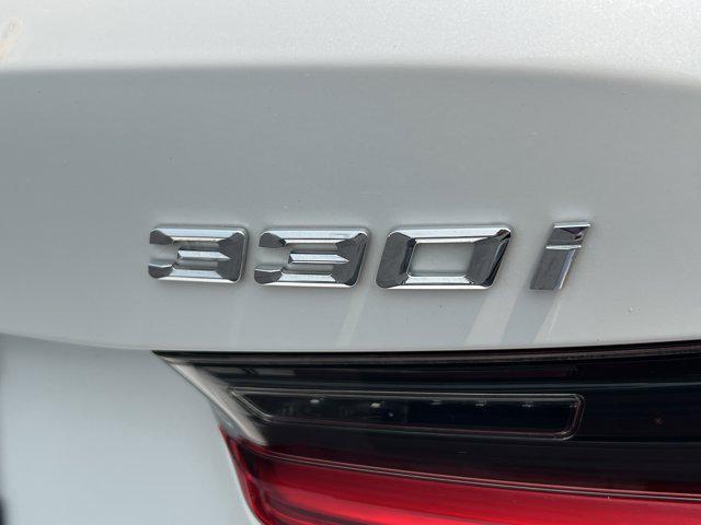 Photo of 2020 Mineral White Metallic BMW 330