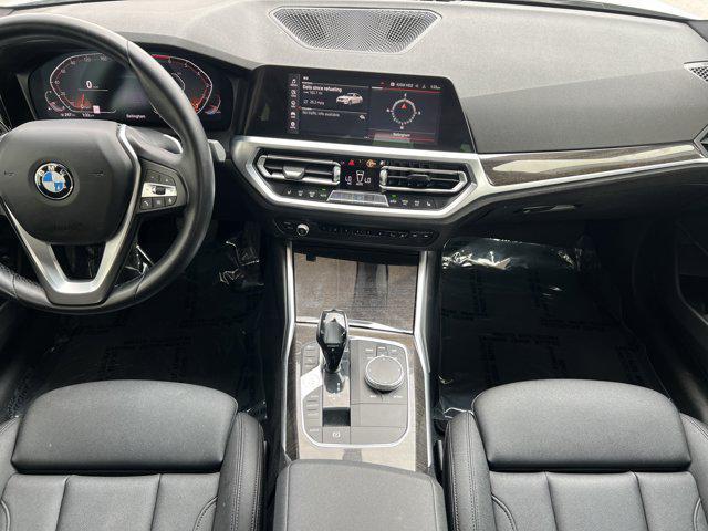 Photo of 2020 Mineral White Metallic BMW 330