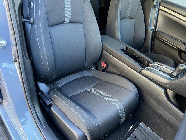 Photo of 2018 Sonic Gray Pearl Honda Civic