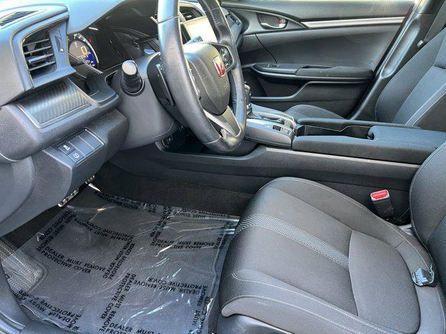Photo of 2018 Sonic Gray Pearl Honda Civic