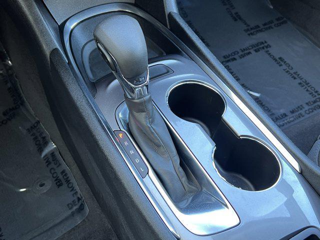 Photo of 2021 Summit White Chevrolet Malibu
