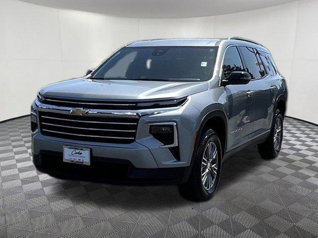 Photo of 2024 Gray Chevrolet Traverse