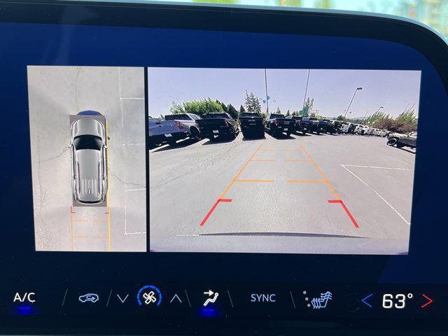 Photo of 2024 Gray Chevrolet Traverse