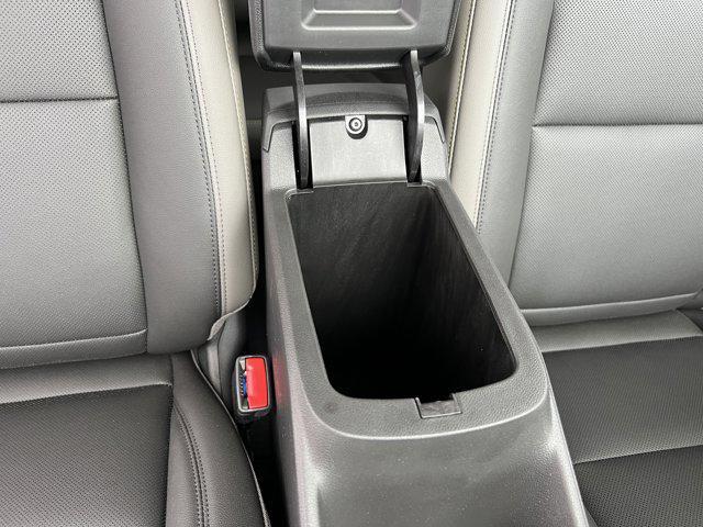 Photo of 2025 Summit White Chevrolet Trax