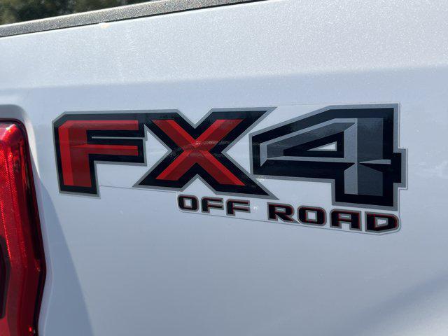 Photo of 2019 White Platinum Ford F-350