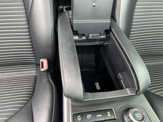 Photo of 2022 Midnight Black Metallic Toyota Highlander