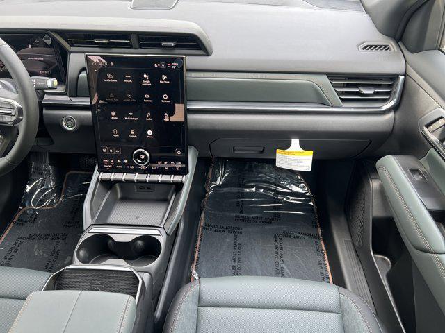 Photo of 2026 Summit White GMC Terrain