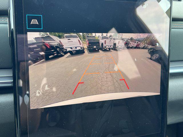 Photo of 2026 Summit White GMC Terrain