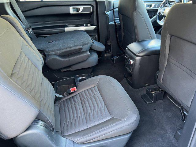 Photo of 2021 Oxford White Ford Explorer