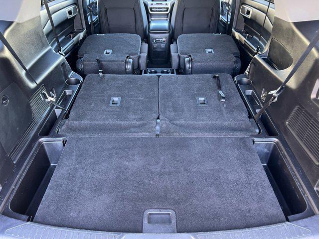 Photo of 2021 Oxford White Ford Explorer