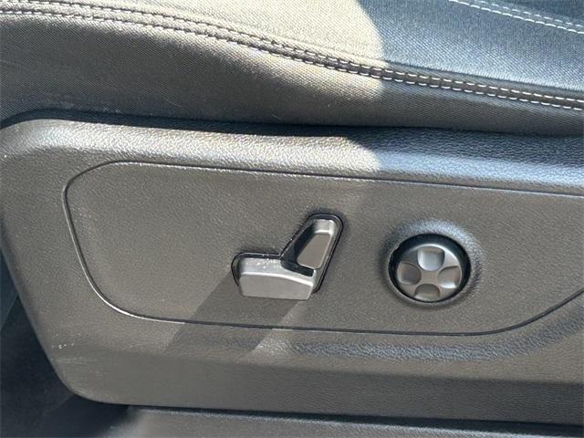 Photo of 2021 Granite Crystal Clearcoat Metallic RAM 1500