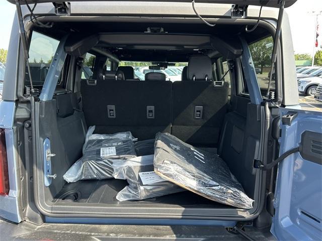 Photo of 2025 Azure Gray Metallic Ford Bronco