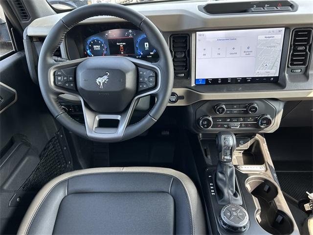 Photo of 2025 Azure Gray Metallic Ford Bronco