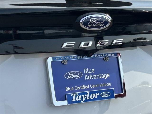 Photo of 2024 Oxford White Ford Edge