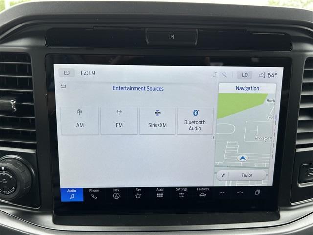 Photo of 2025 Oxford White Ford F-150