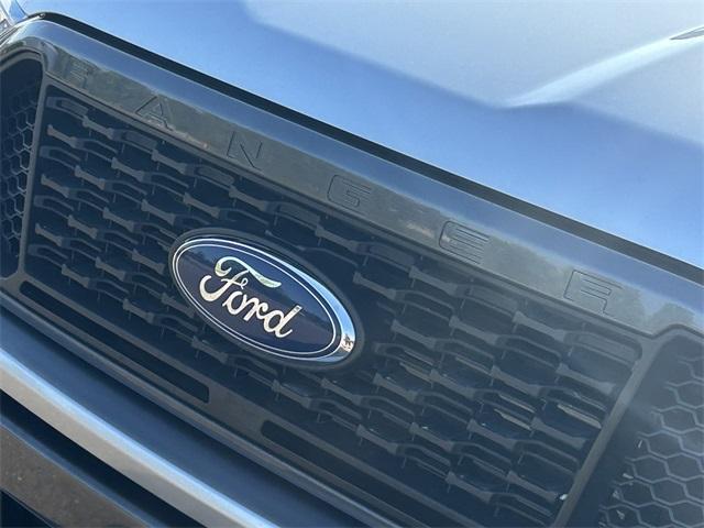 Photo of 2023 Iconic Silver Metallic Ford Ranger