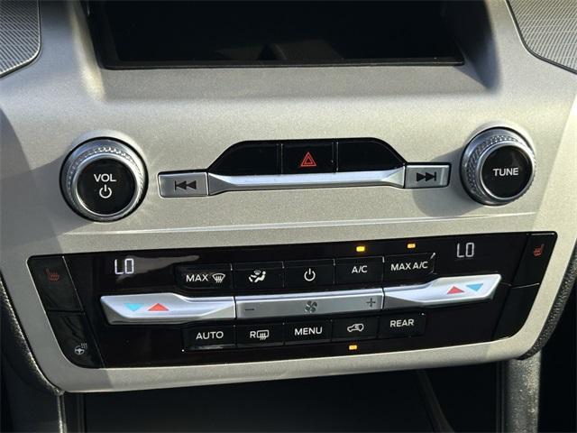 Photo of 2021 Atlas Blue Metallic Ford Explorer