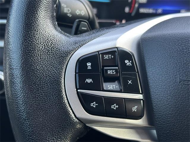 Photo of 2021 Atlas Blue Metallic Ford Explorer
