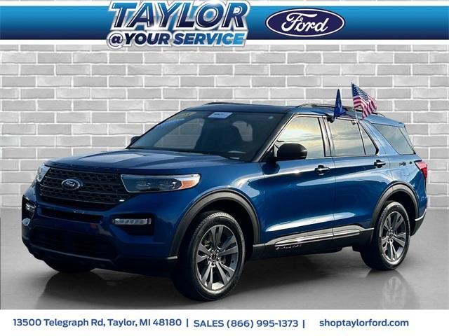 Photo of 2021 Atlas Blue Metallic Ford Explorer