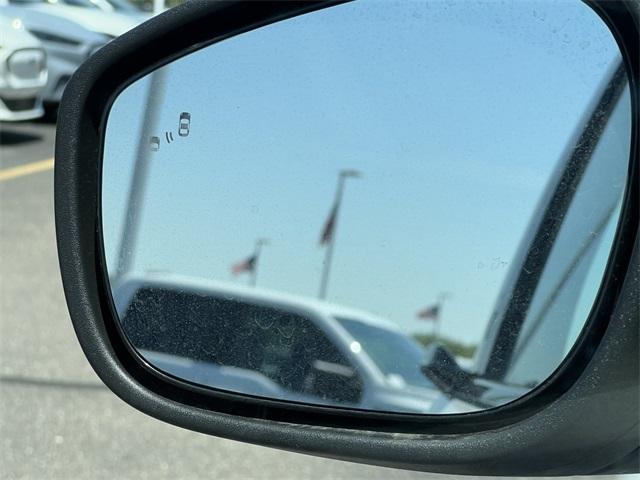 Photo of 2025 Star White Ford Mustang Mach-E