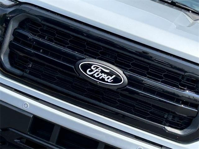 Photo of 2025 Space White Metallic Ford F-150