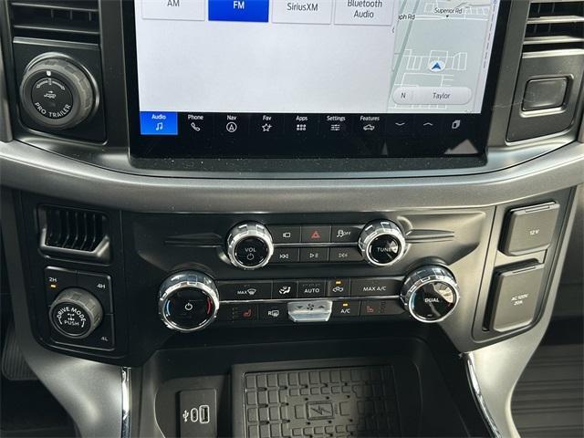 Photo of 2025 Space White Metallic Ford F-150
