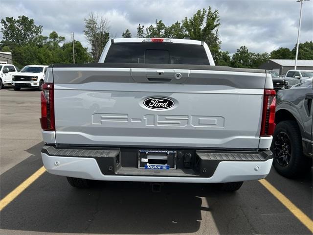 Photo of 2025 Space White Metallic Ford F-150