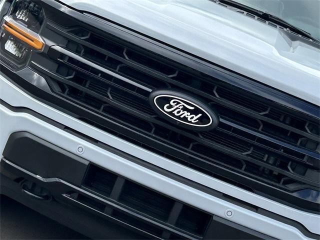 Photo of 2025 Space White Metallic Ford F-150