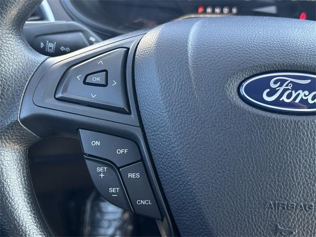 Photo of 2024 Oxford White Ford Edge