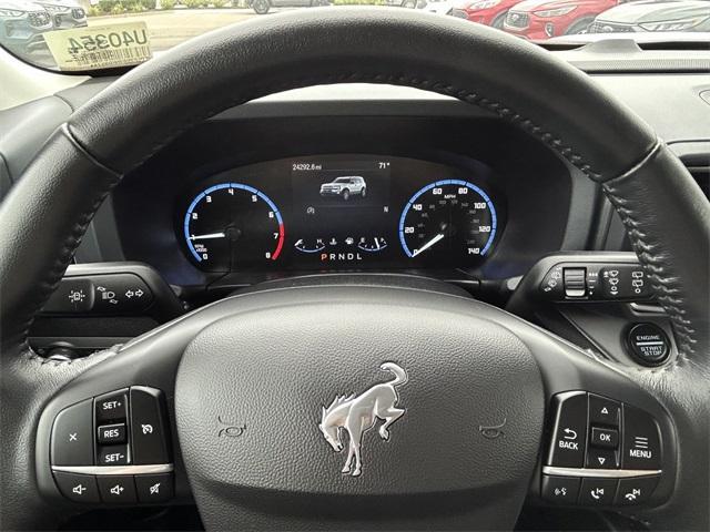 Photo of 2022 Iconic Silver Metallic Ford Bronco Sport