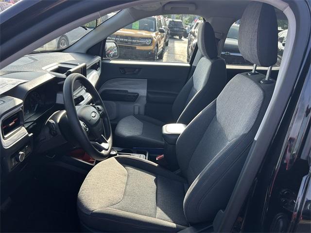 Photo of 2023 Shadow Black Ford Maverick