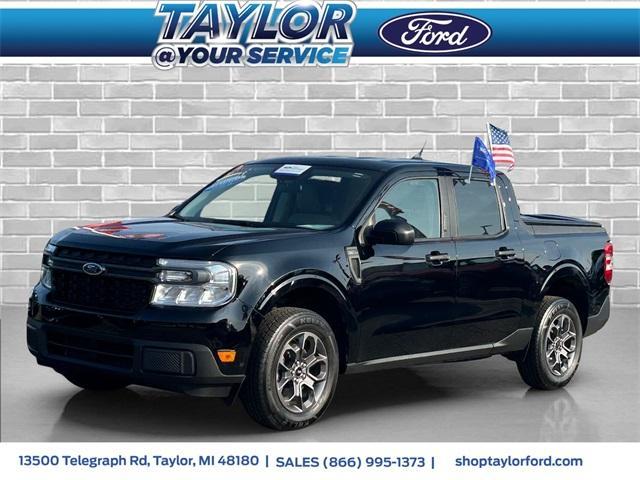 Photo of 2023 Shadow Black Ford Maverick